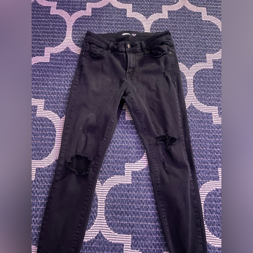 Black ripped jeans